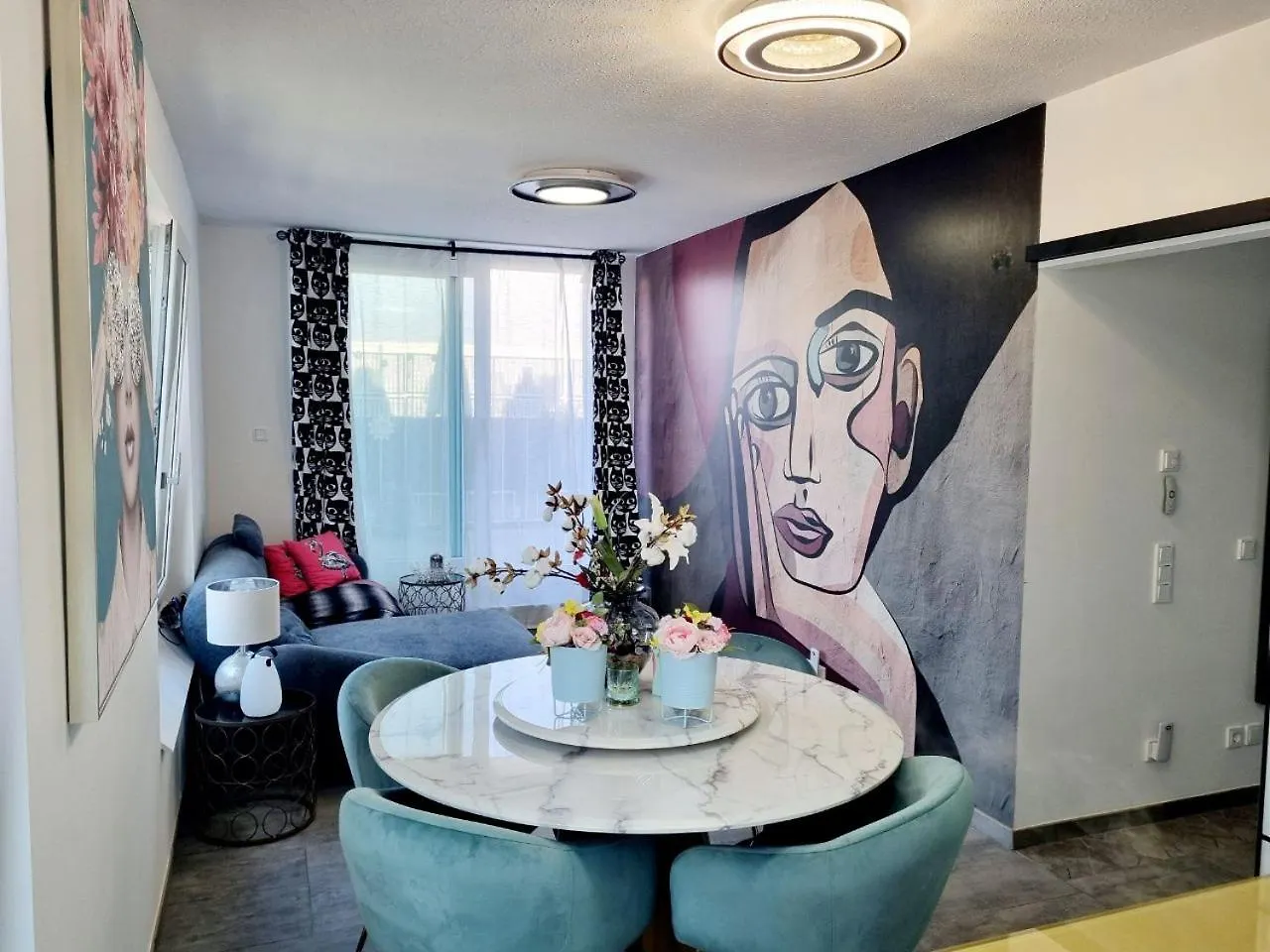 Prisma Pasing Munich Octoberfest Apartment
